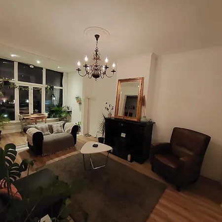 Historic Very Close To City Center *