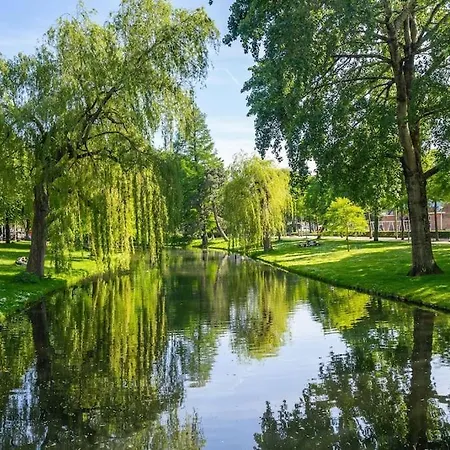 Historic Very Close To City Center Rotterdam